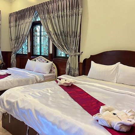 Lotus Blanc Homestay Villa Battambang Exterior photo