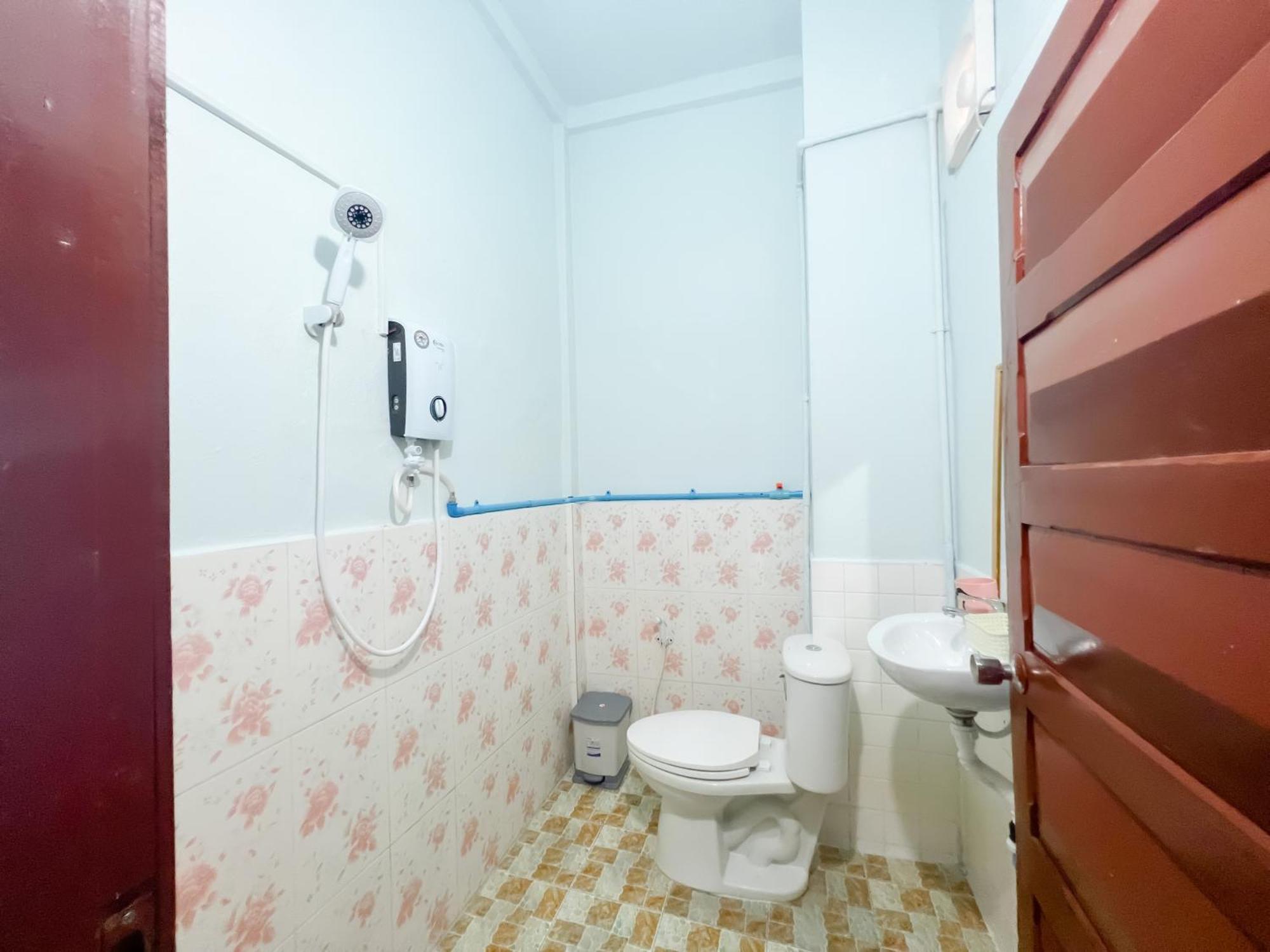 Lotus Blanc Homestay Villa Battambang Exterior photo