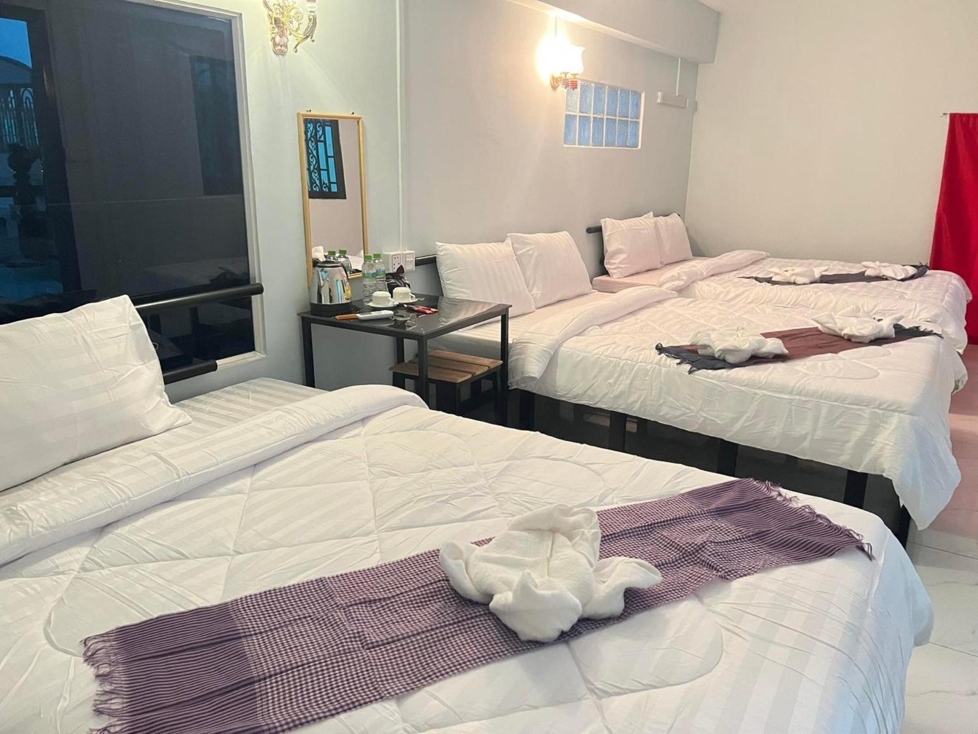 Lotus Blanc Homestay Villa Battambang Exterior photo