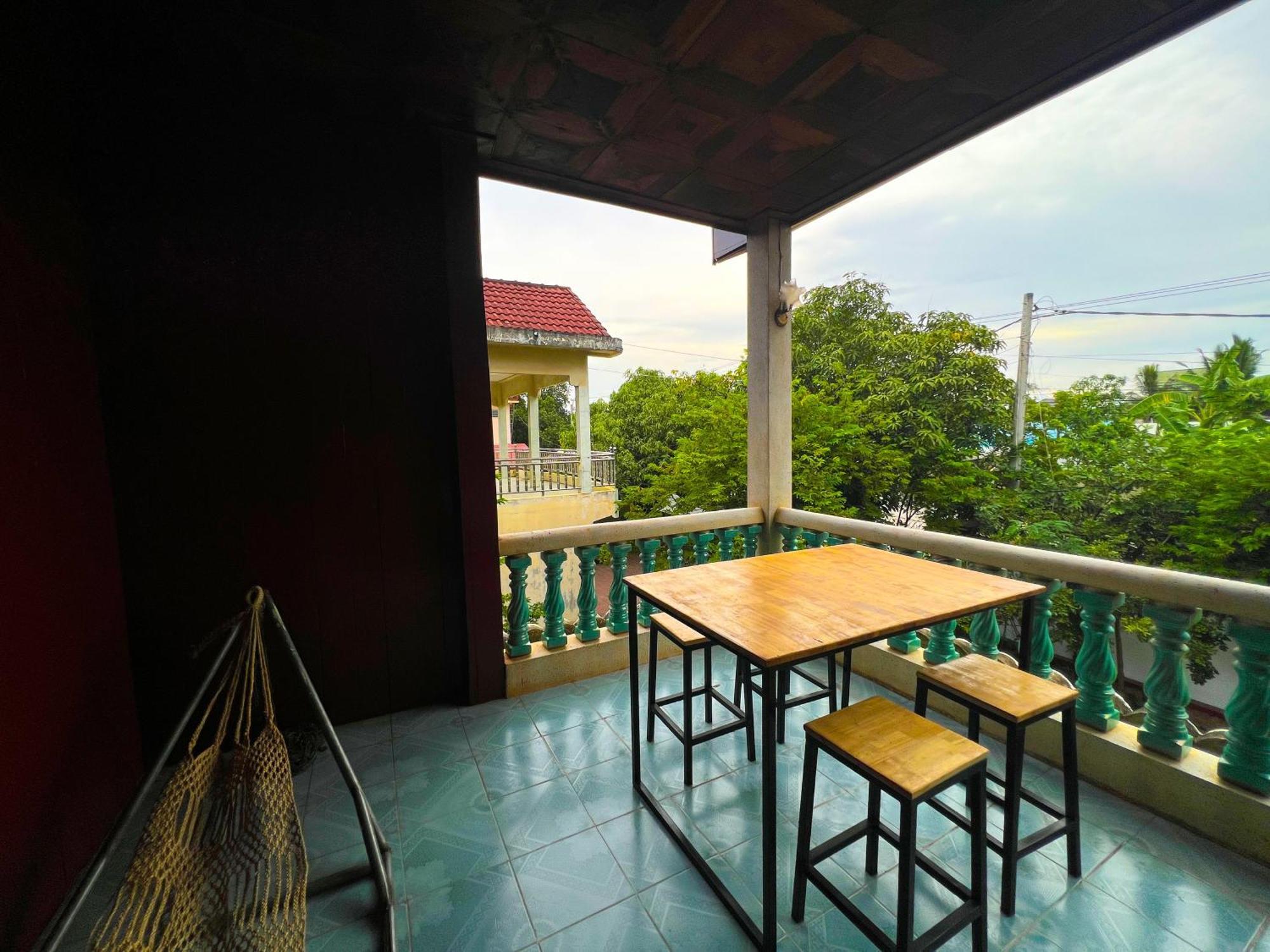 Lotus Blanc Homestay Villa Battambang Exterior photo